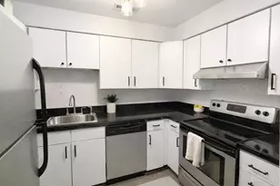 551 E 13th St, Cincinnati, OH 45202 - Photo 11