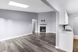 9489 Woodland Hills Dr, West Chester, OH 45011 - Photo 5