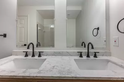 11784 Gable Glen Lane, Symmes Township, OH 45249 - Photo 15