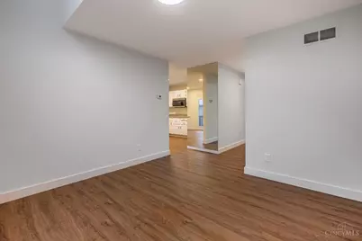 11784 Gable Glen Lane, Symmes Township, OH 45249 - Photo 9