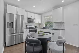 1639 W Kemper Rd, Forest Park, OH 45240 - Photo 9