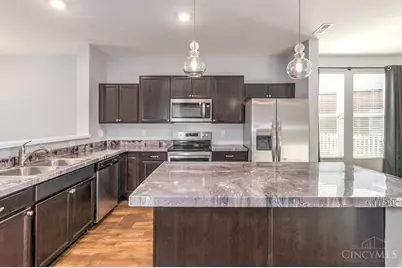 2063 E Seymour Avenue, Cincinnati, OH 45237 - Photo 9