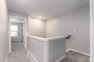 2063 E Seymour Ave, Cincinnati, OH 45237 - Photo 27