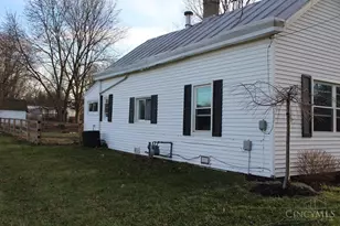 816 E Center St, Blanchester, OH 45107 - Photo 17