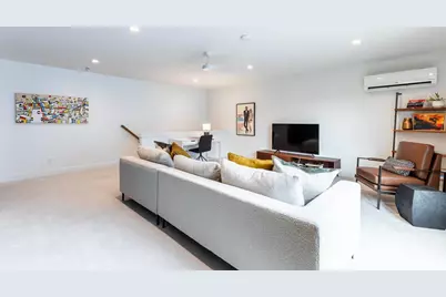 28 Findlay Street, Cincinnati, OH 45202 - Photo 11