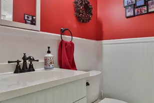 10184 Lochcrest Dr, Springfield Township, OH 45231 - Photo 37