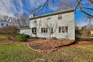 10184 Lochcrest Dr, Springfield Township, OH 45231 - Photo 43