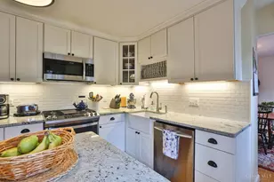 10184 Lochcrest Dr, Springfield Township, OH 45231 - Photo 21