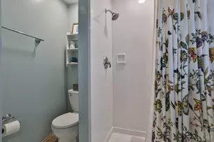 10184 Lochcrest Dr, Springfield Township, OH 45231 - Photo 27