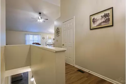 5763 Cheviot Road #E, Green Township, OH 45247 - Photo 5