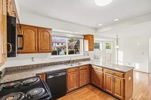 1184 Creekstone Dr, Union Township, OH 45103 - Photo 7