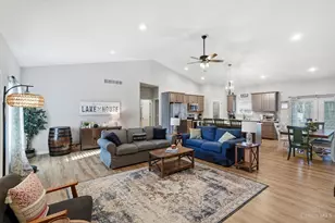 1348 Wagner Dr, Perry Township, OH 45118 - Photo 9