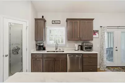 1348 Wagner Drive, Perry Township, OH 45118 - Photo 15