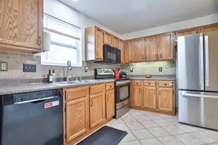 7053 Dutchland Blvd, Liberty Township, OH 45044 - Photo 9