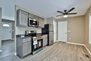 2752 Mancelona Ct, Colerain Township, OH 45251 - Photo 9