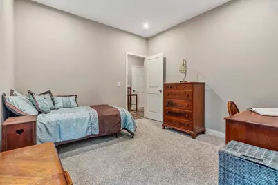 1358 Brookchase Circle, Hamilton Township, OH 45039 - Photo 21