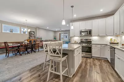 1358 Brookchase Circle, Hamilton Township, OH 45039 - Photo 7