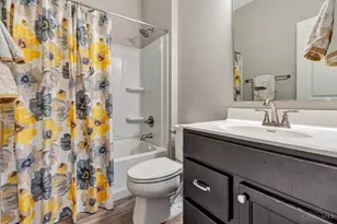 1358 Brookchase Cir, Hamilton Township, OH 45039 - Photo 23