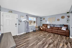 5860 Newtonsville Hutchinson Rd, Wayne Township, OH 45103 - Photo 9