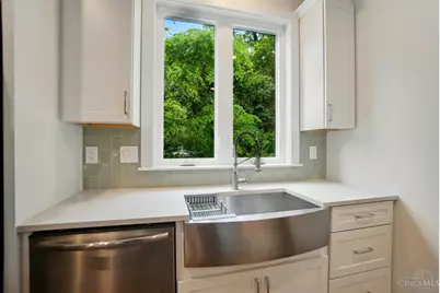 3550 Linwood Avenue, Cincinnati, OH 45226 - Photo 13