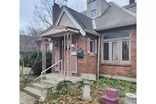 2507 Forthmann Pl, Cincinnati, OH 45211 - Photo 3