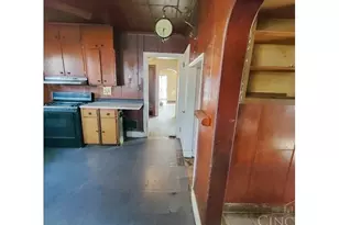 2507 Forthmann Pl, Cincinnati, OH 45211 - Photo 11