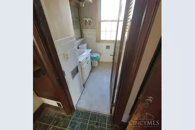 2507 Forthmann Place, Cincinnati, OH 45211 - Photo 5