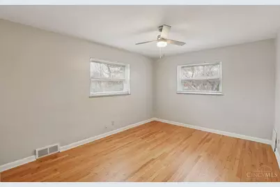 7873 Bobolink Drive, Cincinnati, OH 45224 - Photo 19