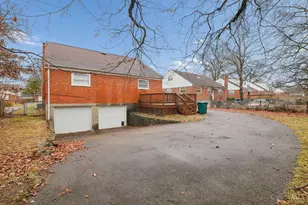 7873 Bobolink Dr, Cincinnati, OH 45224 - Photo 39