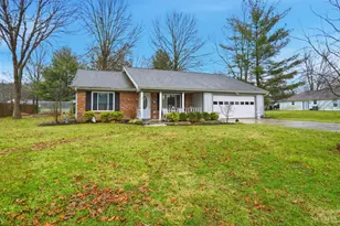 4203 Meadowfield Ct, Batavia, OH 45103 - Photo 3