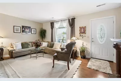 4203 Meadowfield Court, Batavia, OH 45103 - Photo 7