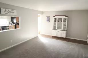 2136 Renee Dr, Madison Township, OH 45042 - Photo 3