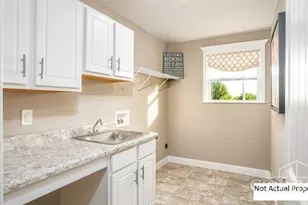 1723 Penelope Pl, Turtle Creek Township, OH 45036 - Photo 15