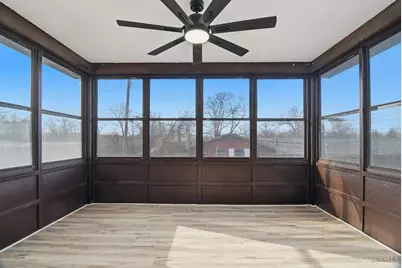 6101 Capri Drive, Cincinnati, OH 45224 - Photo 15