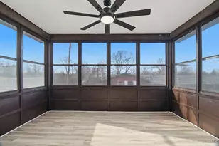 6101 Capri Dr, Cincinnati, OH 45224 - Photo 15