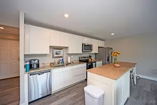 2200 Victory Pkwy, Cincinnati, OH 45206 - Photo 5