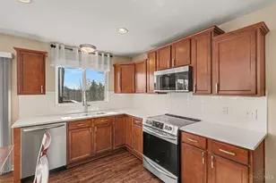 8821 Bluejay View Dr, Whitewater Township, OH 45002 - Photo 9