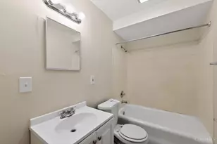 4318 W 8th St, Cincinnati, OH 45205 - Photo 23