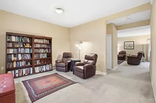 5224 Man O War Dr, Hamilton Township, OH 45152 - Photo 5