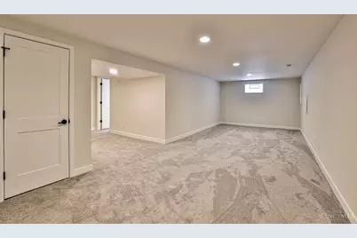 8765 Weller Road, Montgomery, OH 45249 - Photo 33