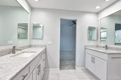 1118 Glen Echo Lane, Miami Township, OH 45150 - Photo 17