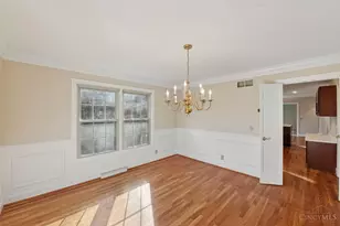 6315 Turpin Hills Dr, Anderson Township, OH 45244 - Photo 9