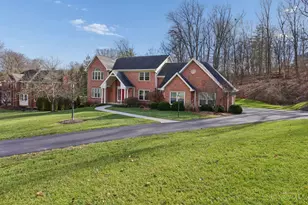 6315 Turpin Hills Dr, Anderson Township, OH 45244 - Photo 1