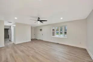 6017 Vereker Dr, Oxford, OH 45056 - Photo 9