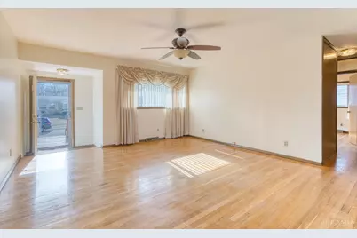 11364 Gravenhurst Drive, Colerain Township, OH 45231 - Photo 5