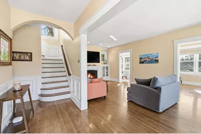 1200 Grace Avenue, Cincinnati, OH 45208 - Photo 9