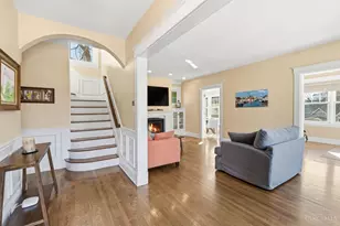 1200 Grace Ave, Cincinnati, OH 45208 - Photo 9