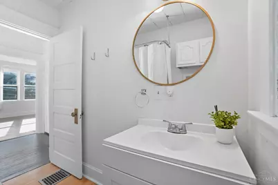 3649 Besuden Court, Cincinnati, OH 45208 - Photo 19