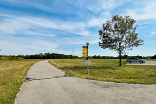 726 W Arlington Dr, Trenton, OH 45067 - Photo 17