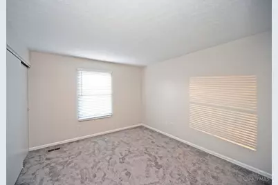 9846 Pinedale Drive, Colerain Township, OH 45231 - Photo 27